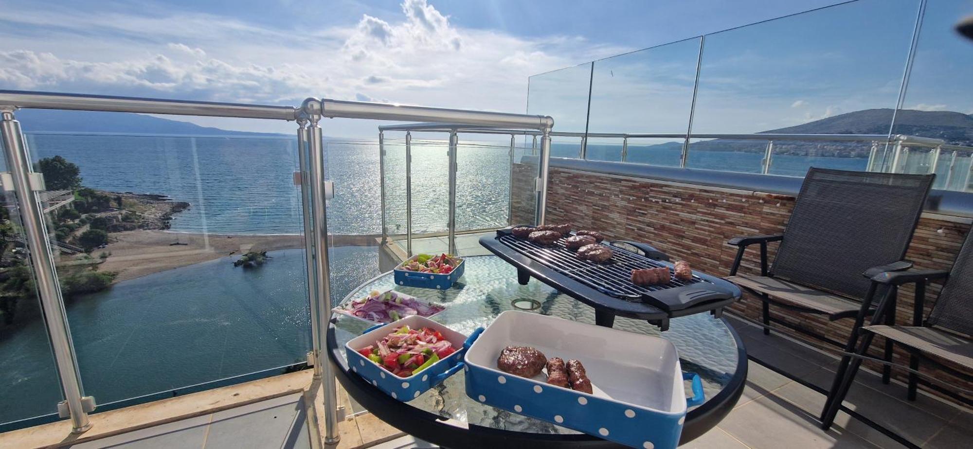 Sadet'S Penthouse Saranda Apartment Exterior photo
